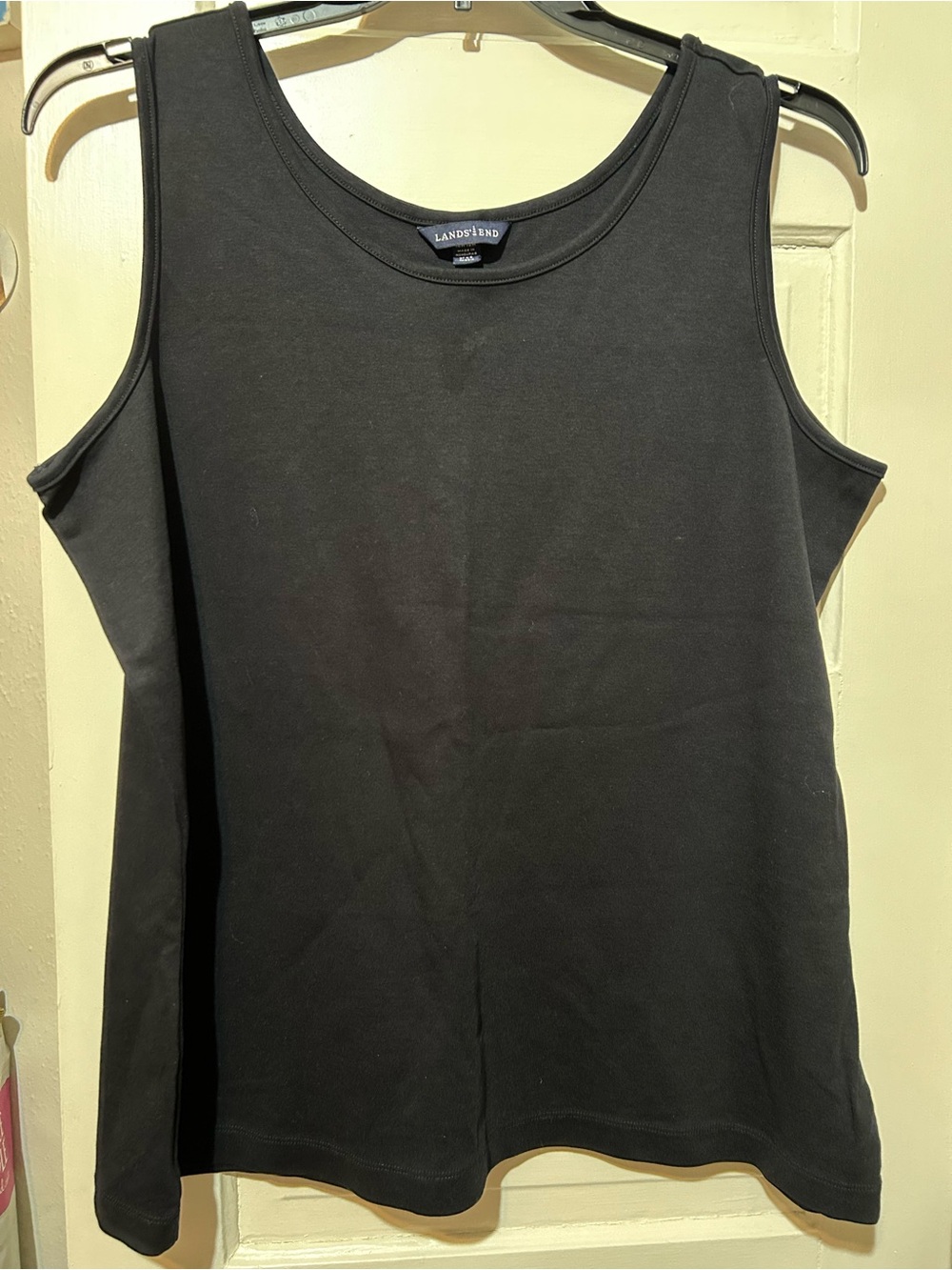 Lands' End Women's Black Scoop Neck Tank Top